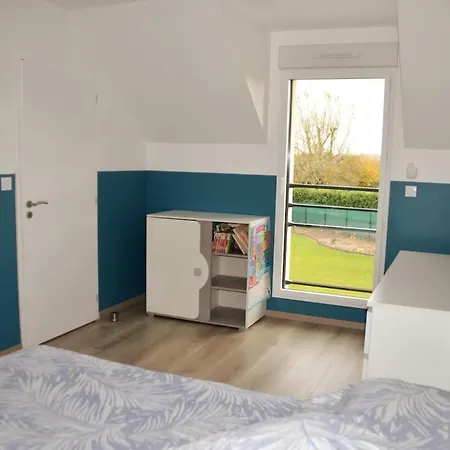 Nolemma Partagee - Honfleur By Lesgitesnolemma