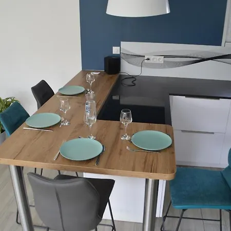 Nolemma Partagee - Honfleur By Lesgitesnolemma *