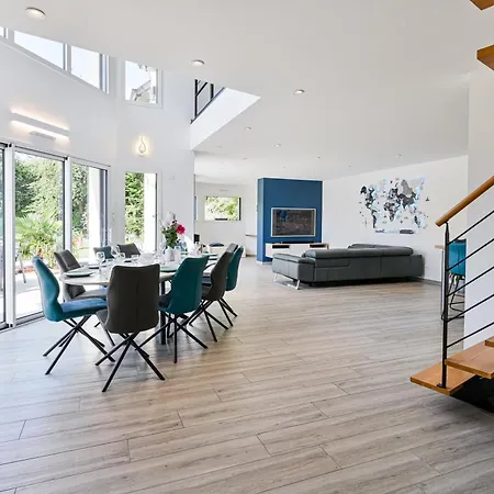 Nolemma Partagee - Honfleur By Lesgitesnolemma