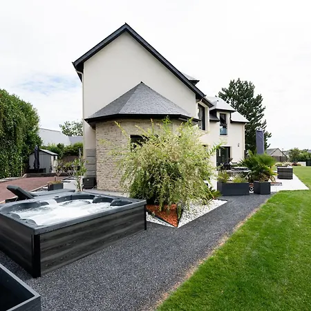 Nolemma Partagee - Honfleur By Lesgitesnolemma Équemauville