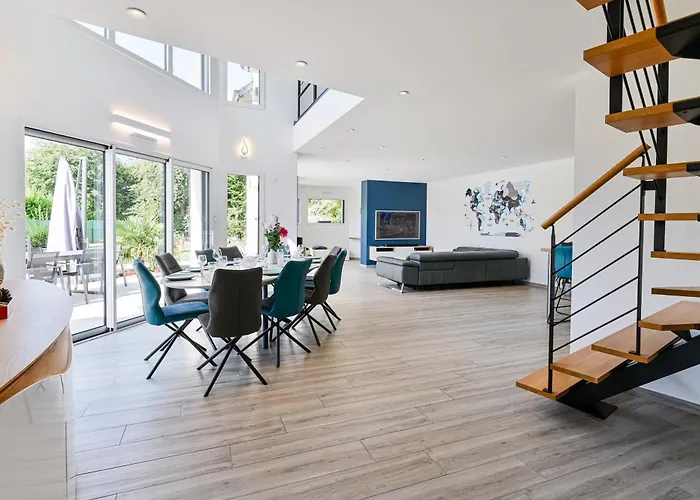 Nolemma Partagee - Honfleur By Lesgitesnolemma