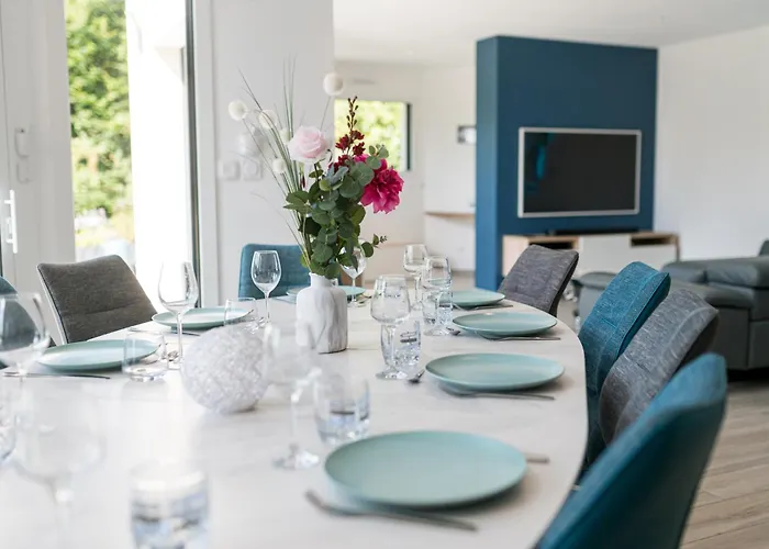 Nolemma Partagee - Honfleur By Lesgitesnolemma