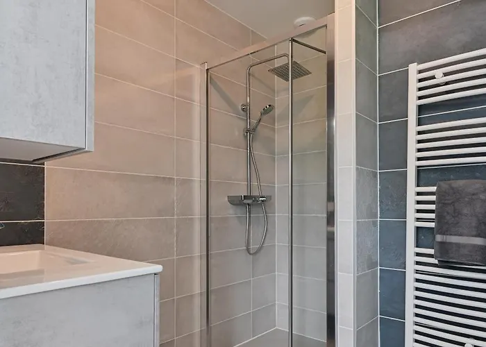 Nolemma Partagee - Honfleur By Lesgitesnolemma *