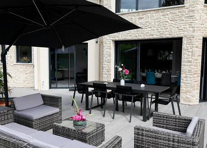 Nolemma Partagee - Honfleur By Lesgitesnolemma Équemauville